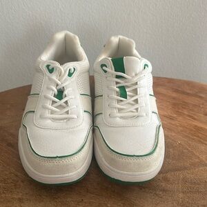 Call It Spring Women's Wylder White-Green Sneaker size 7